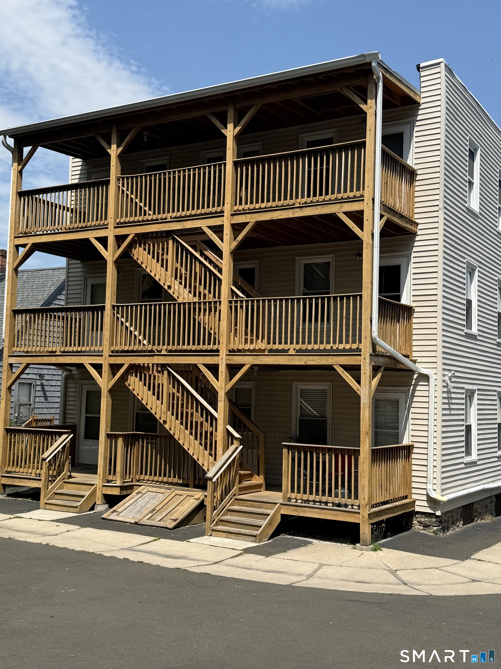 113 Seaside Avenue Stamford CT 06902