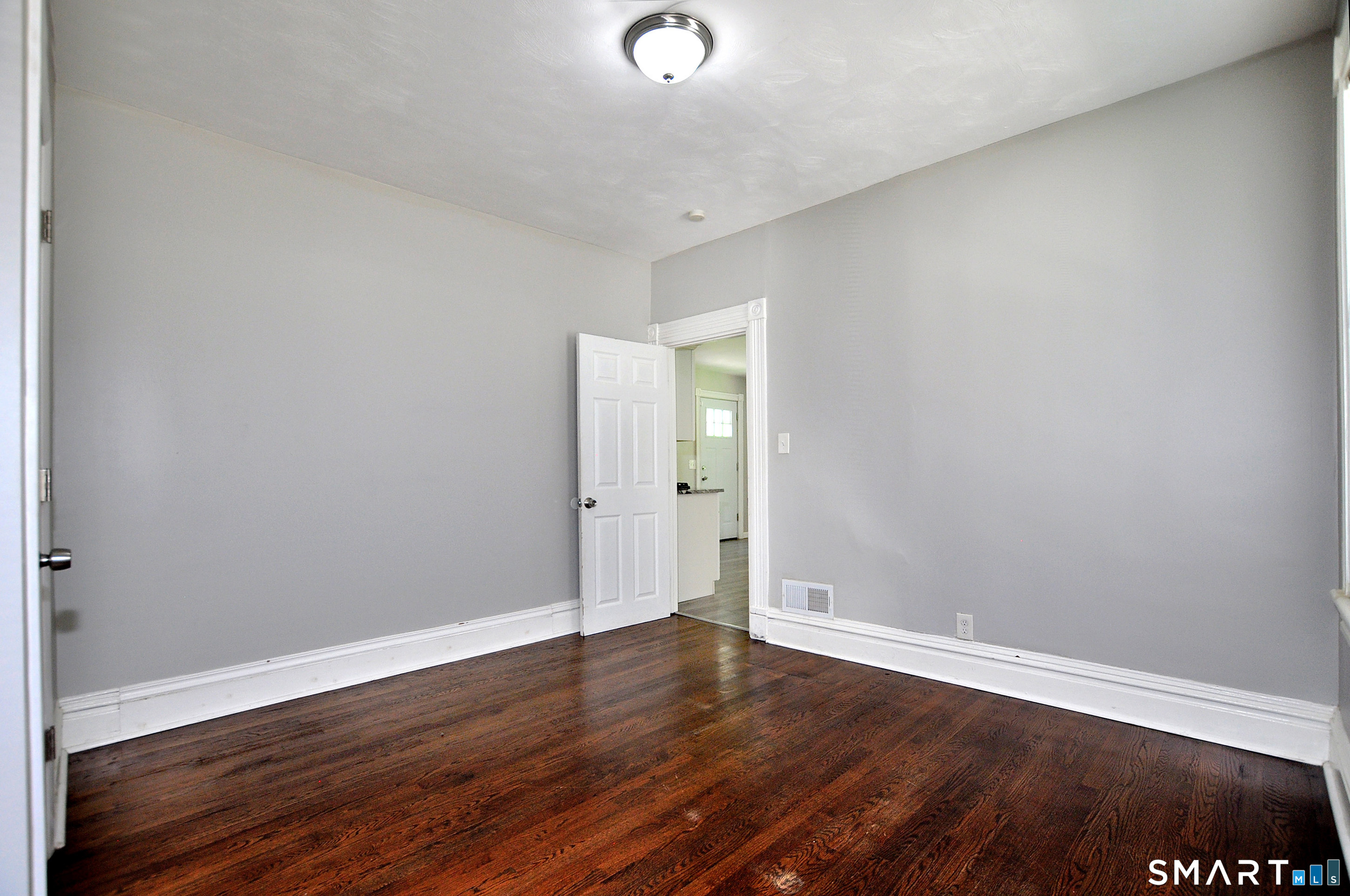 15 Emmons Place New Britain CT 06052