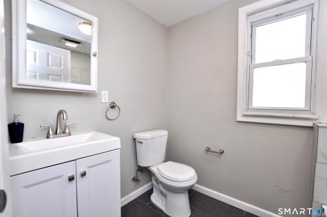 15 Emmons Place New Britain CT 06052