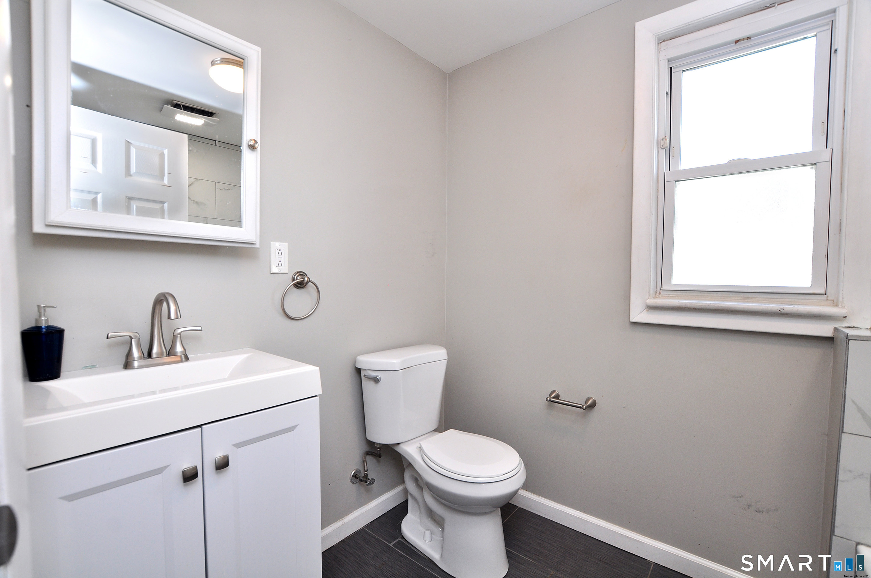 15 Emmons Place New Britain CT 06052