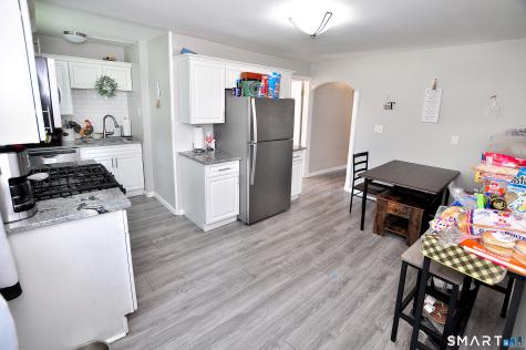 15 Emmons Place New Britain CT 06052