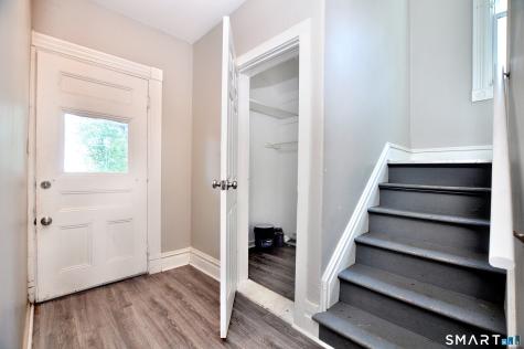 15 Emmons Place New Britain CT 06052