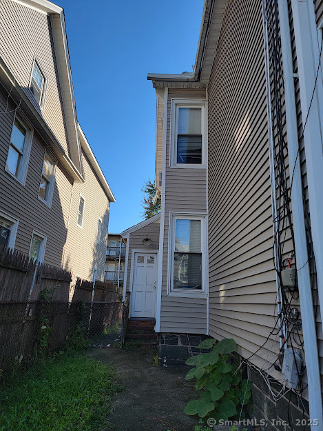 40-42 5TH Street Bridgeport CT 06607