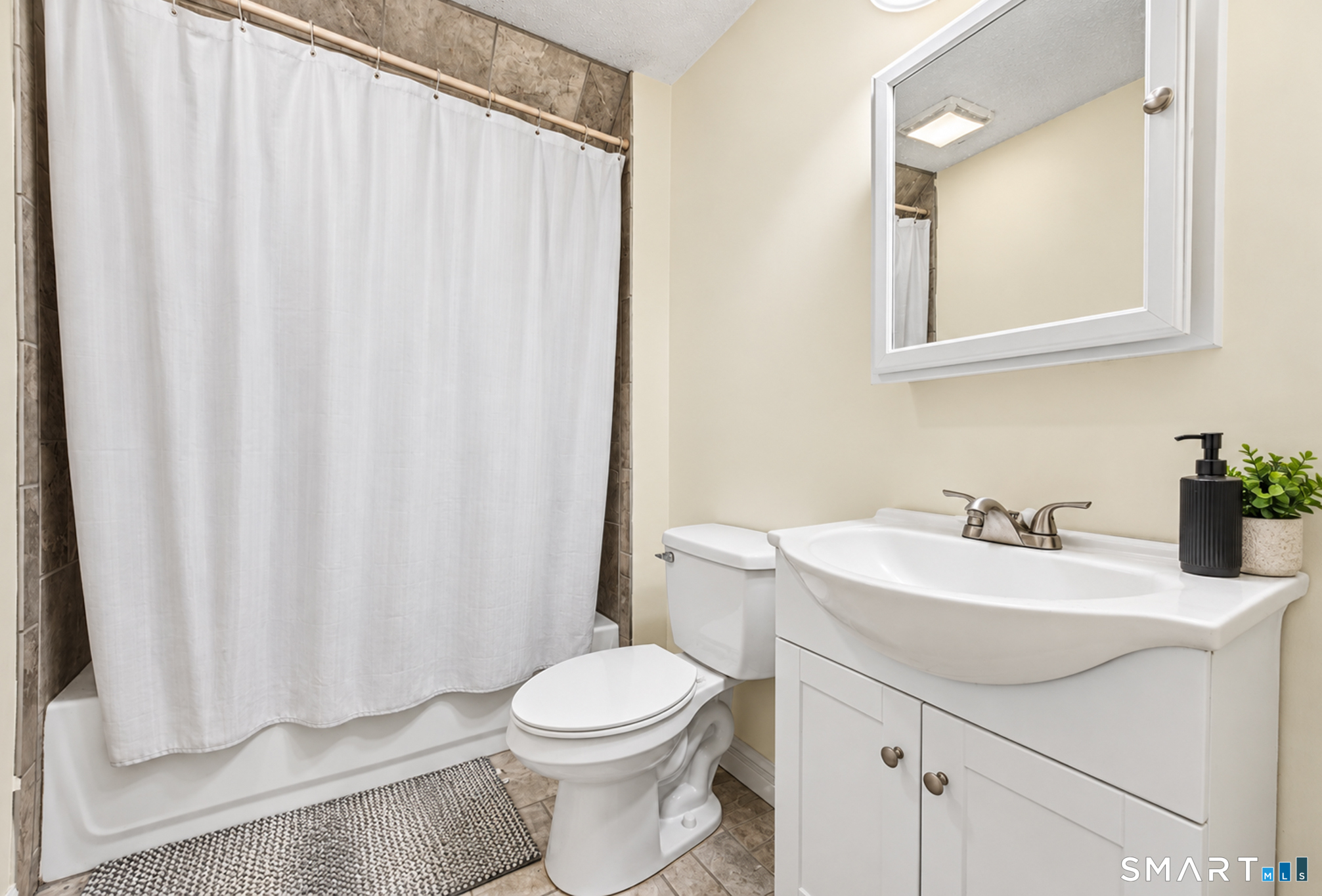 65-67 Winthrop Street New Britain CT 06052