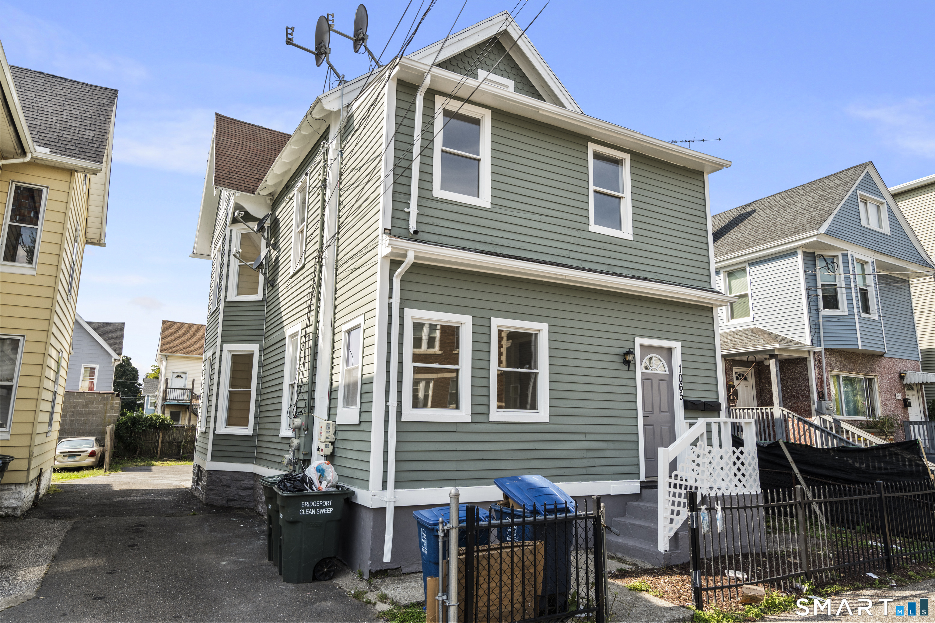 1065 Kossuth Street Bridgeport CT 06608