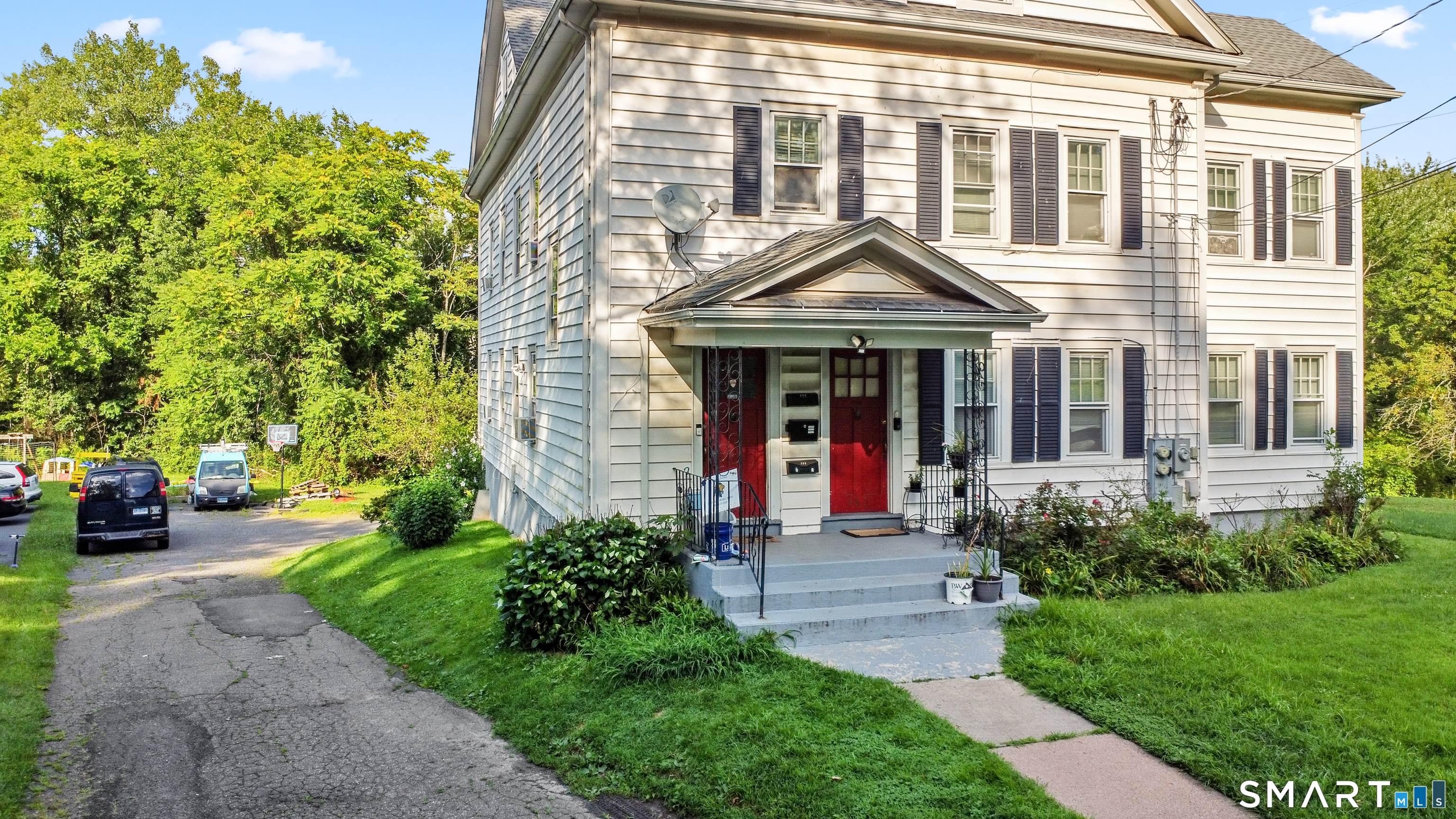 480-482 Hartford Avenue Wethersfield CT 06109