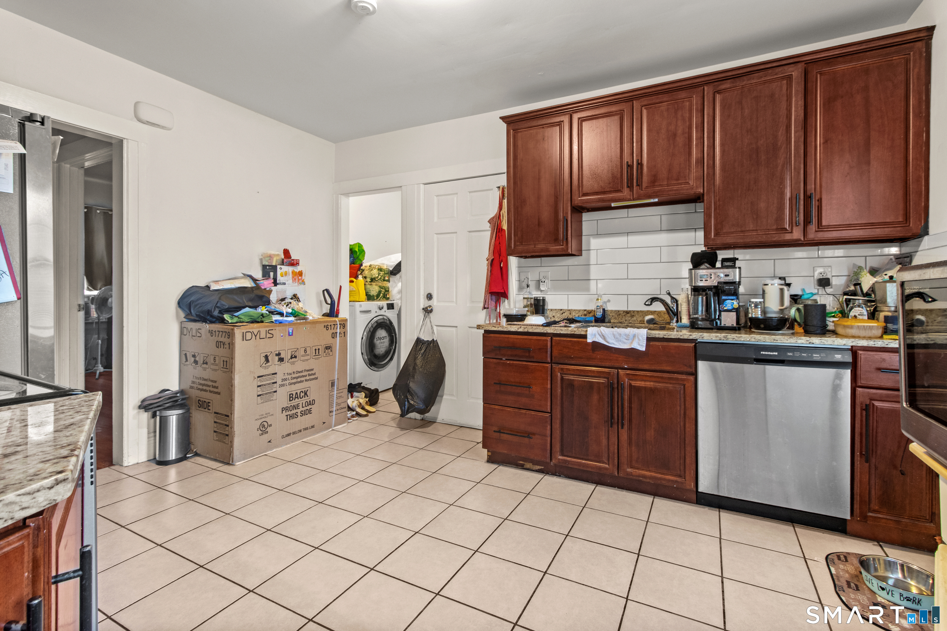 480-482 Hartford Avenue Wethersfield CT 06109