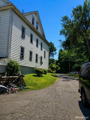 480-482 Hartford Avenue Wethersfield CT 06109