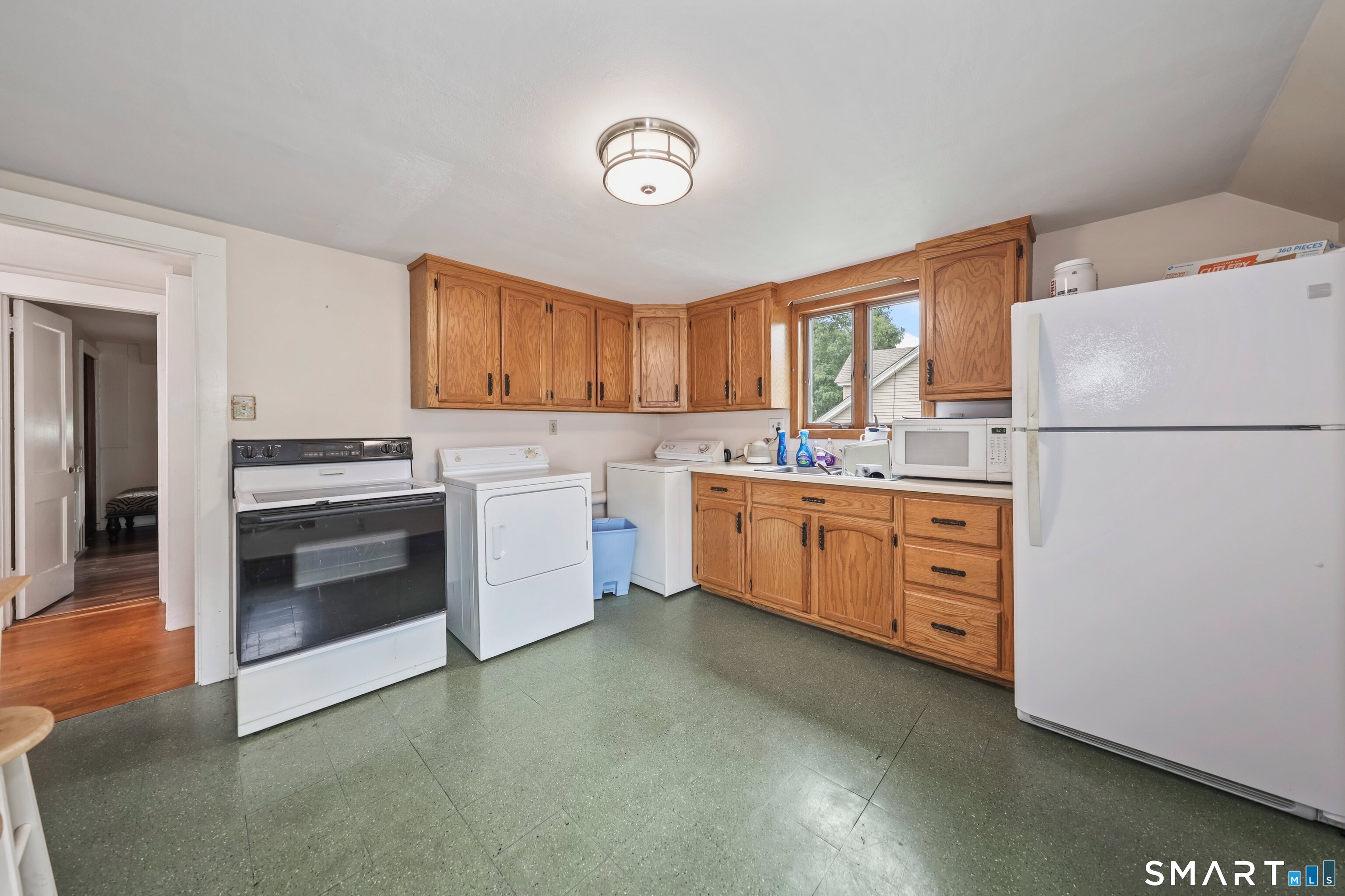 458 Wolcott Street Bristol CT 06010