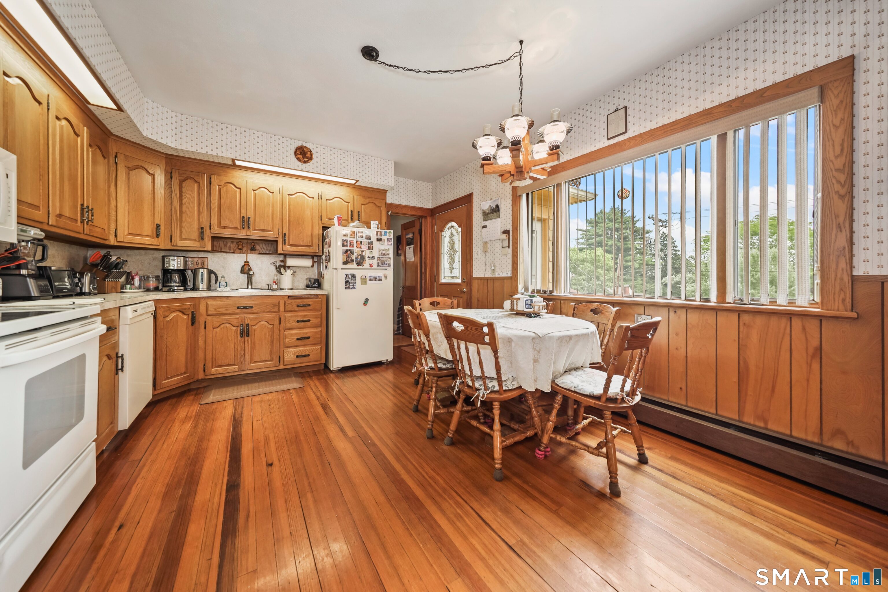 458 Wolcott Street Bristol CT 06010