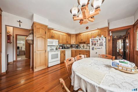 458 Wolcott Street Bristol CT 06010