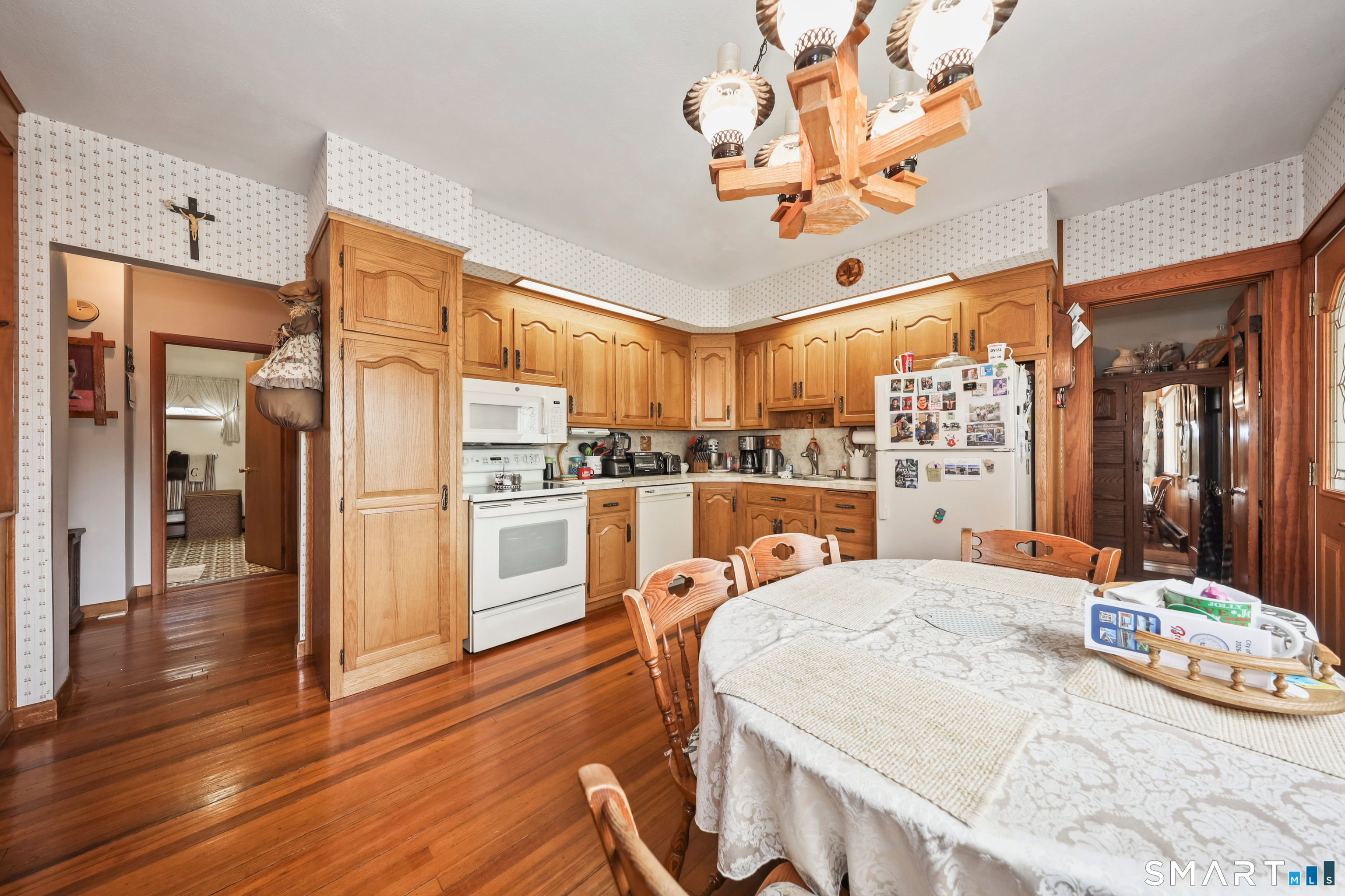 458 Wolcott Street Bristol CT 06010