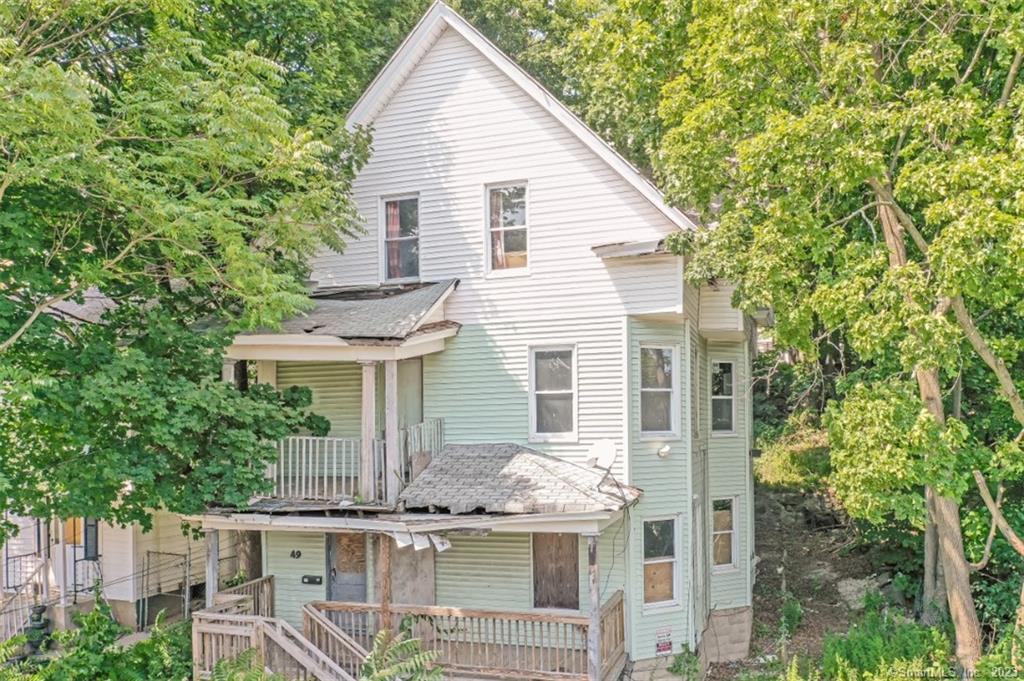 49 Ashley Street Waterbury CT 06704