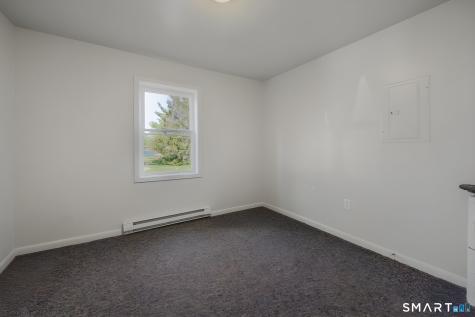 158 Midway Oval Groton CT 06340