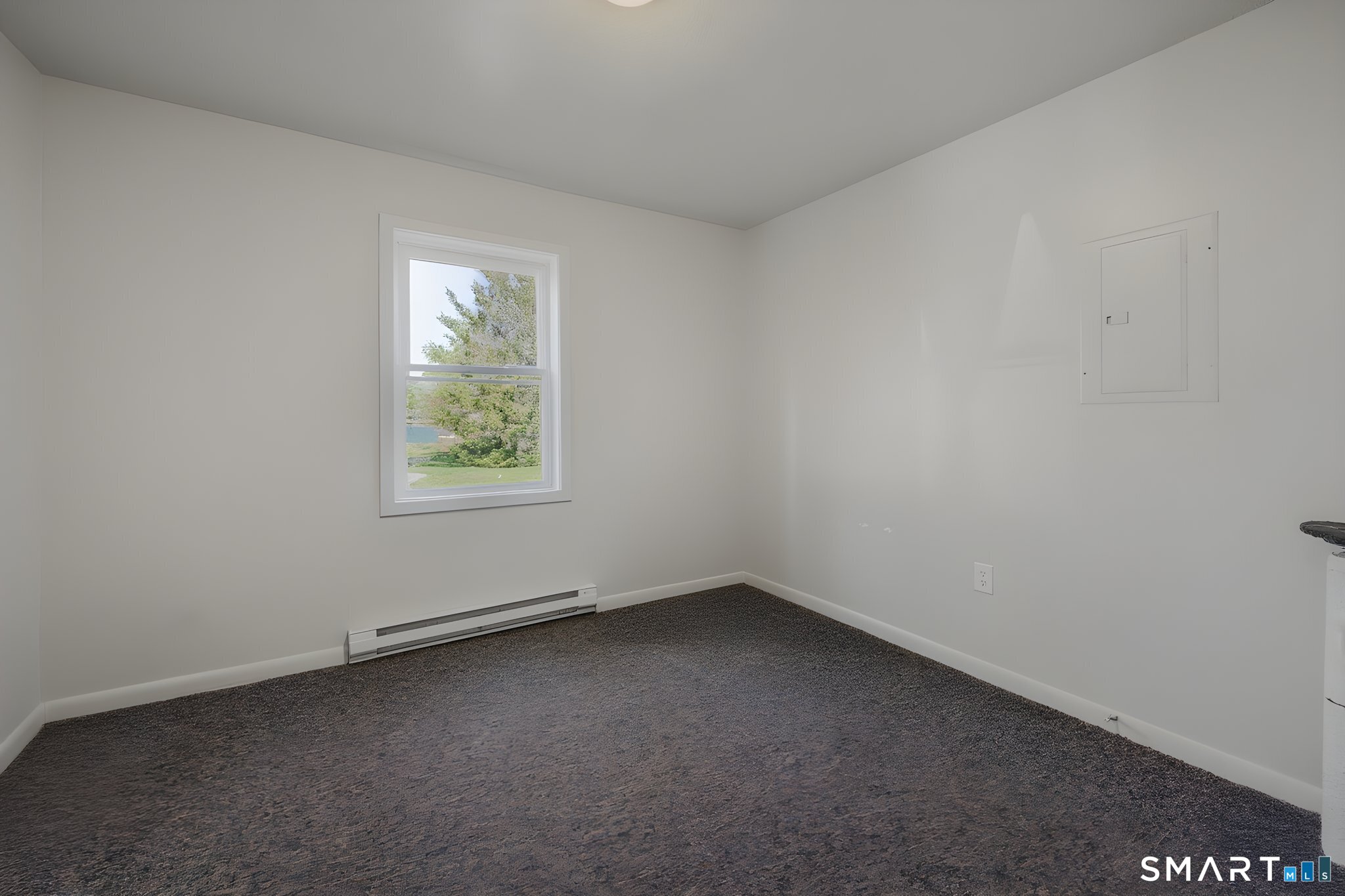 158 Midway Oval Groton CT 06340