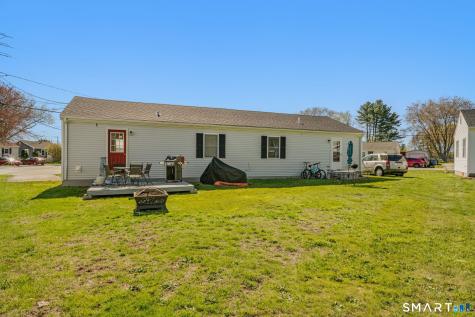 158 Midway Oval Groton CT 06340