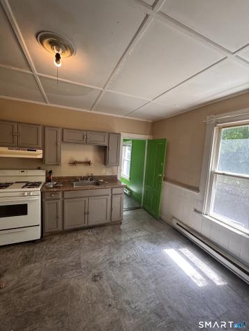 71 Yale Street Meriden CT 06450