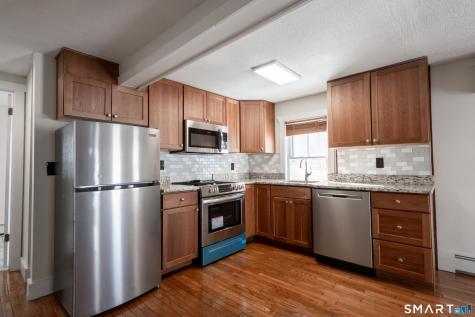 89 Hempstead Street New London CT 06320