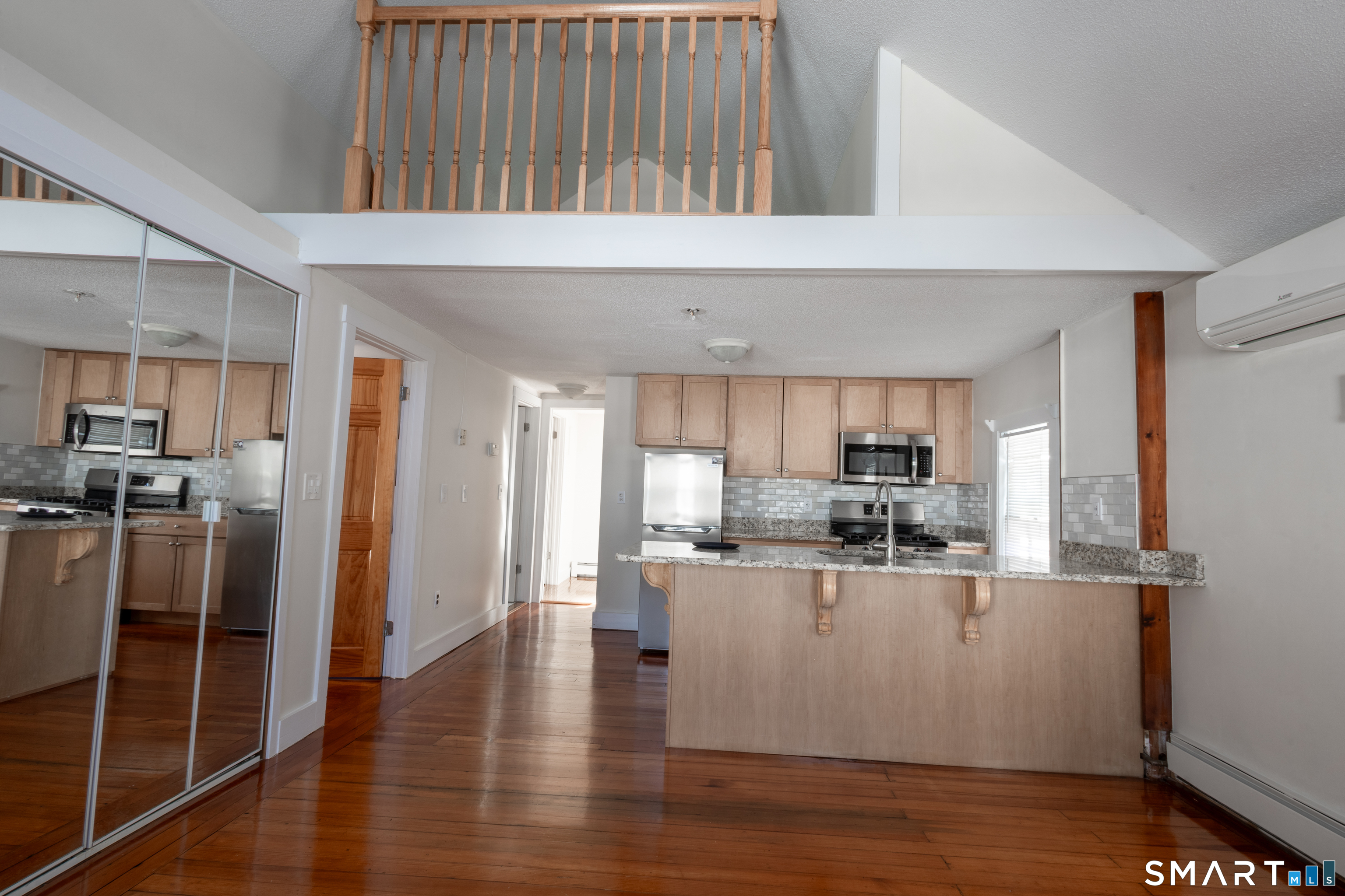 89 Hempstead Street New London CT 06320
