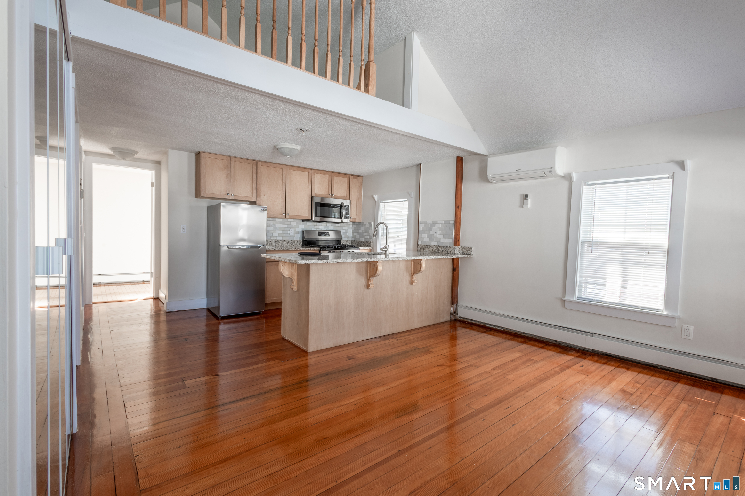 89 Hempstead Street New London CT 06320
