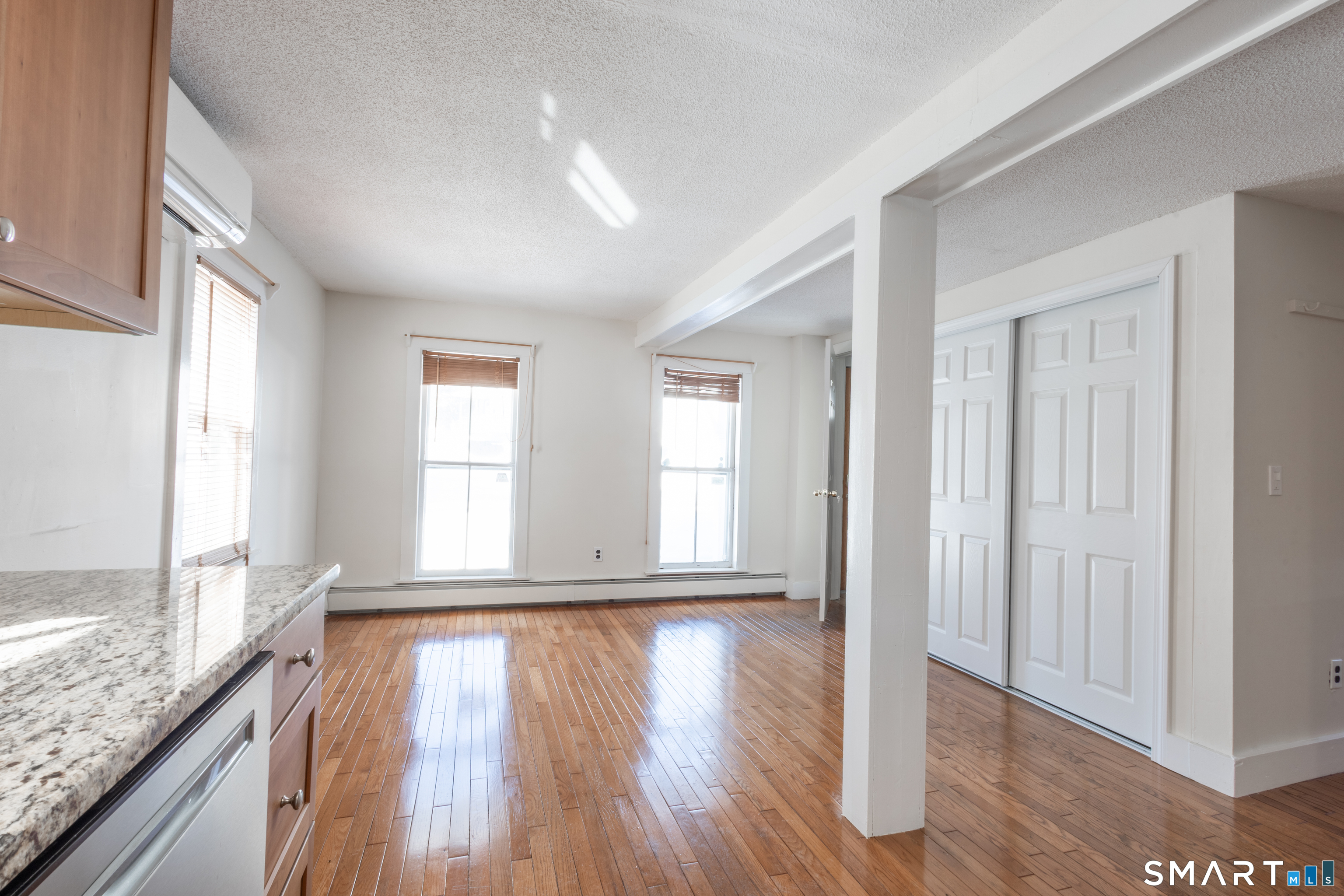89 Hempstead Street New London CT 06320