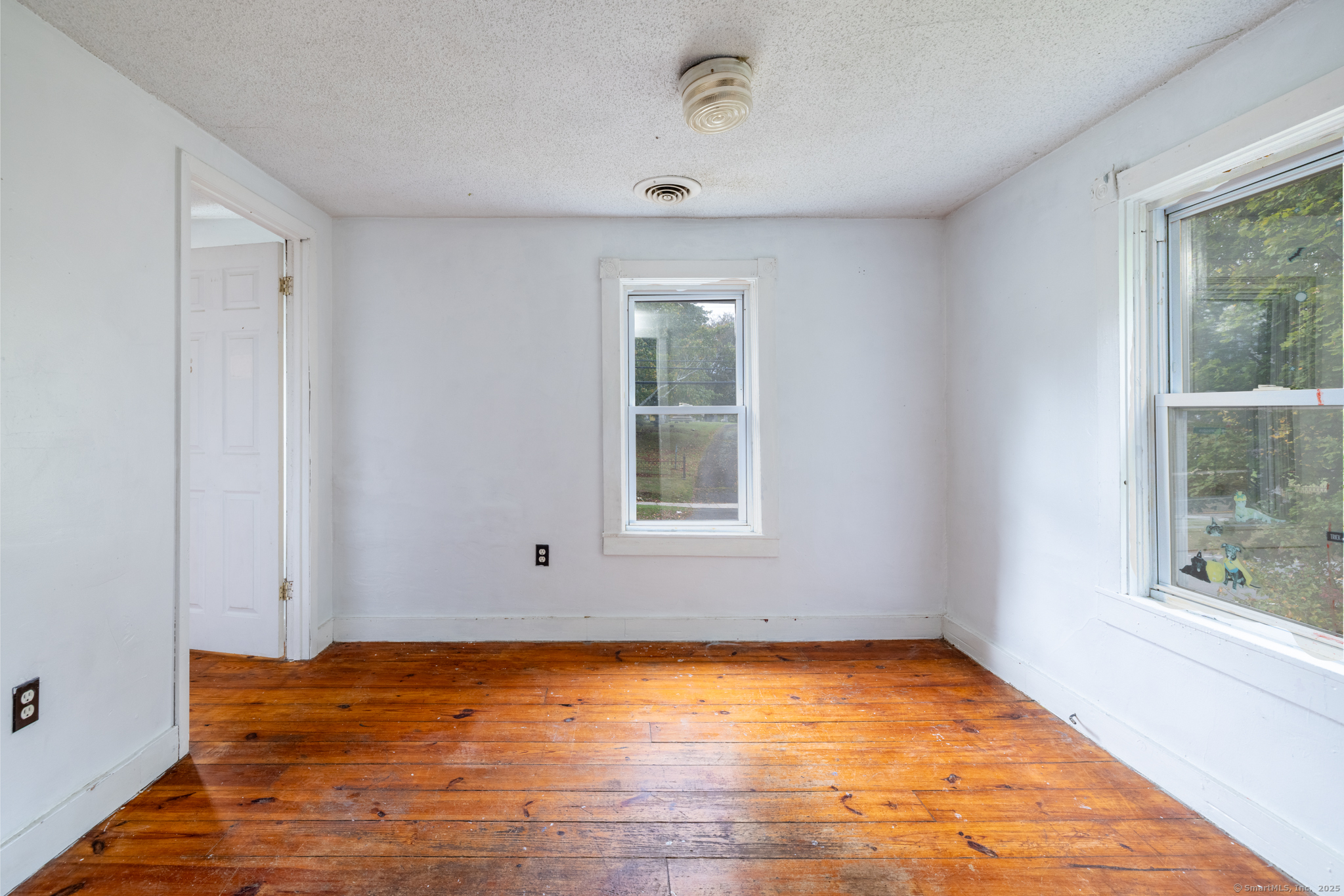 22 Lakeview Street East Hampton CT 06424