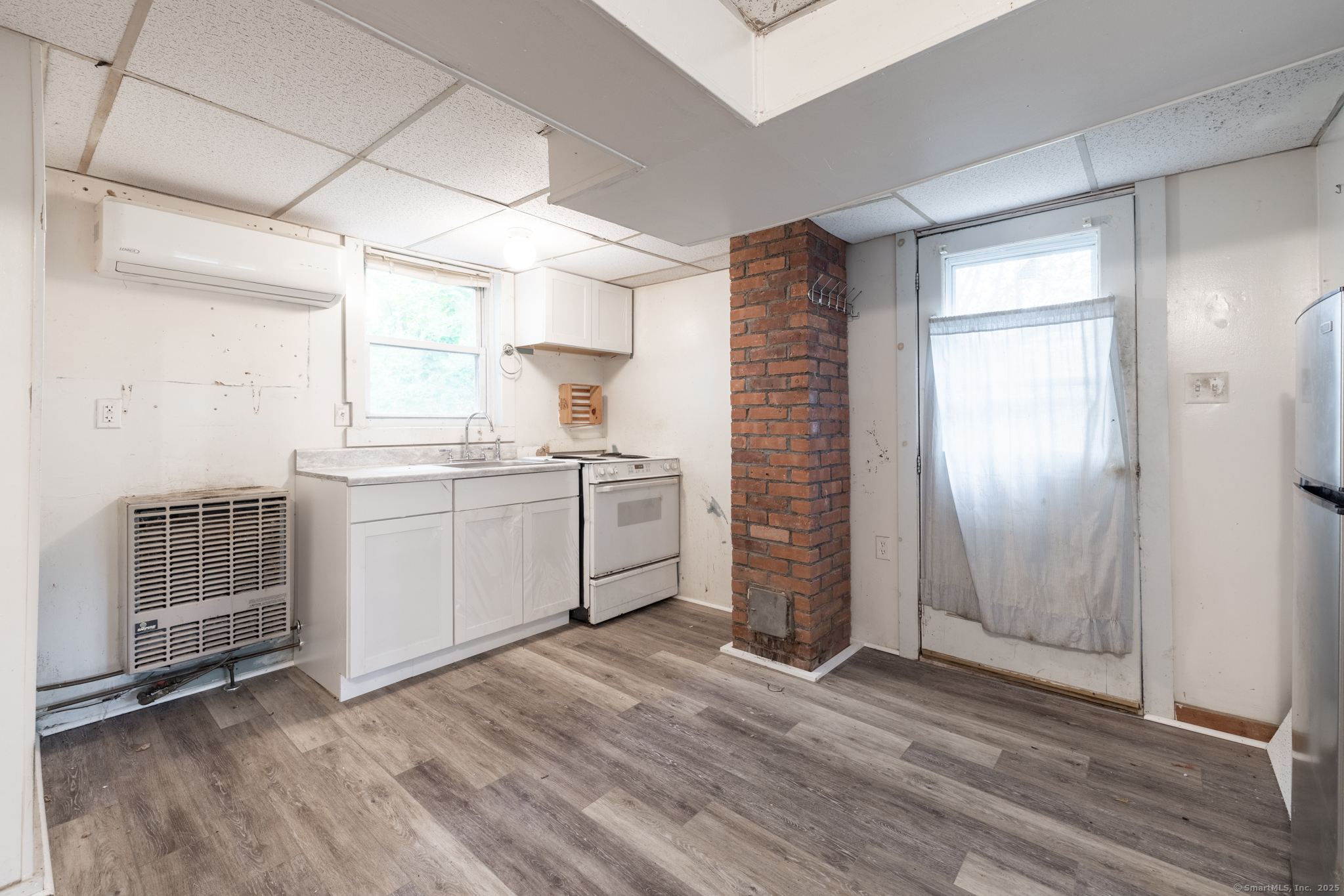 22 Lakeview Street East Hampton CT 06424