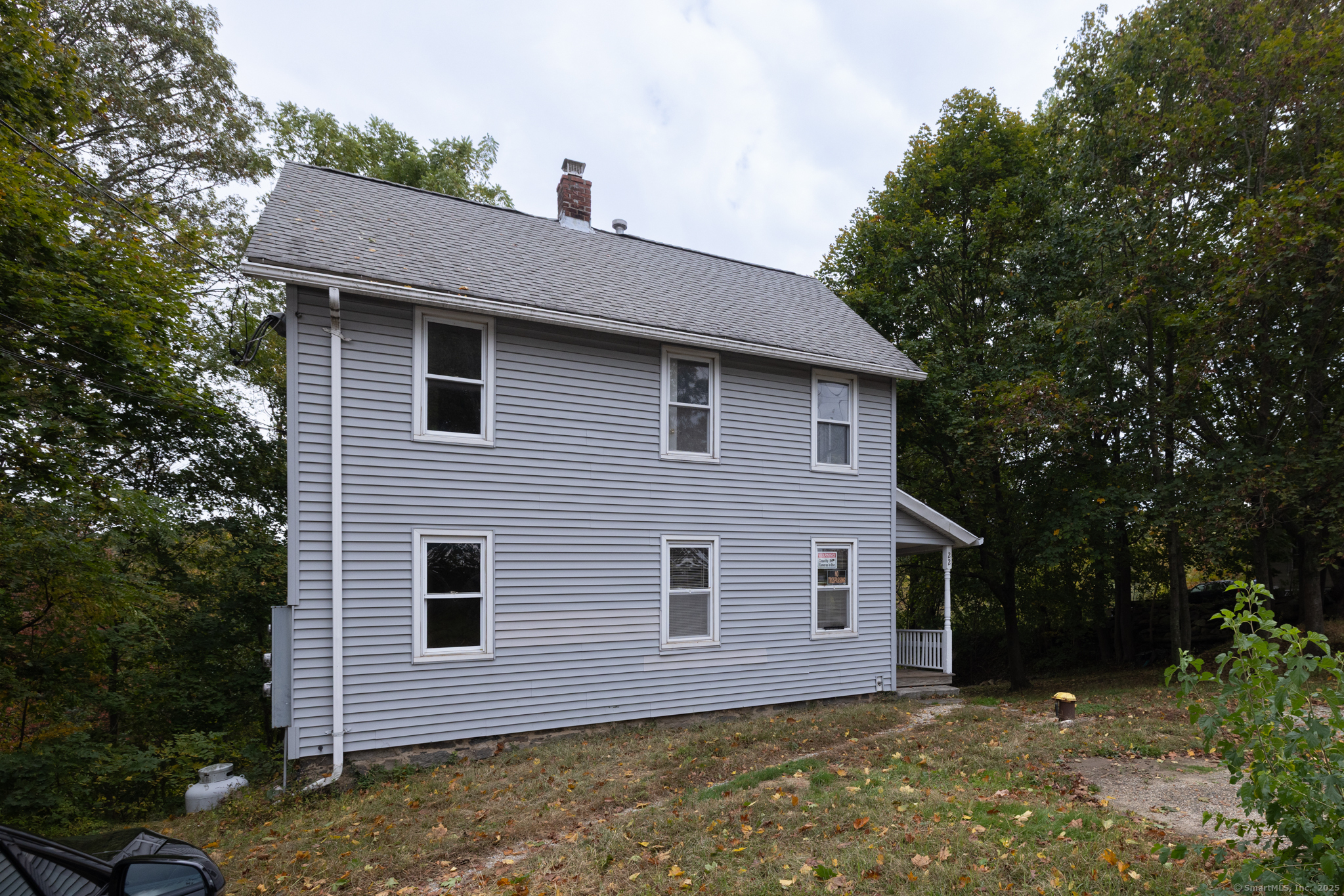 22 Lakeview Street East Hampton CT 06424