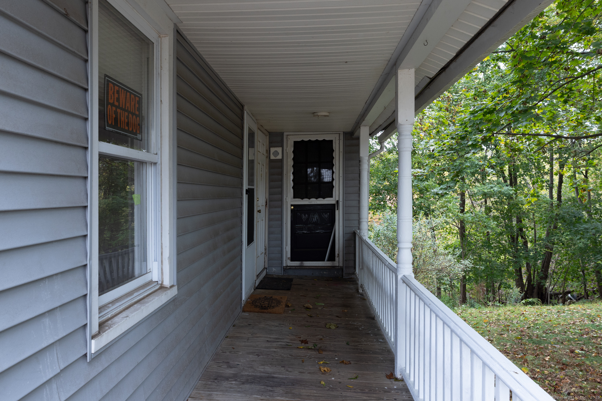 22 Lakeview Street East Hampton CT 06424