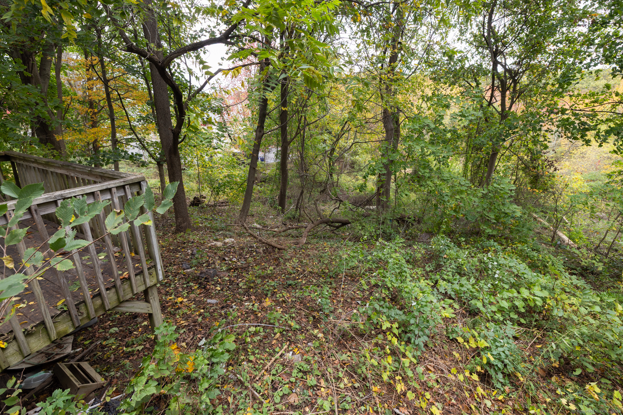 22 Lakeview Street East Hampton CT 06424