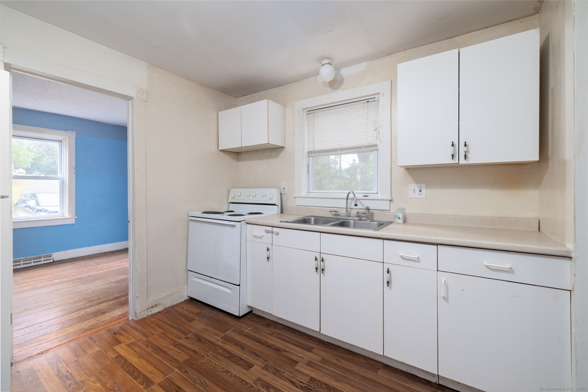 22 Lakeview Street East Hampton CT 06424