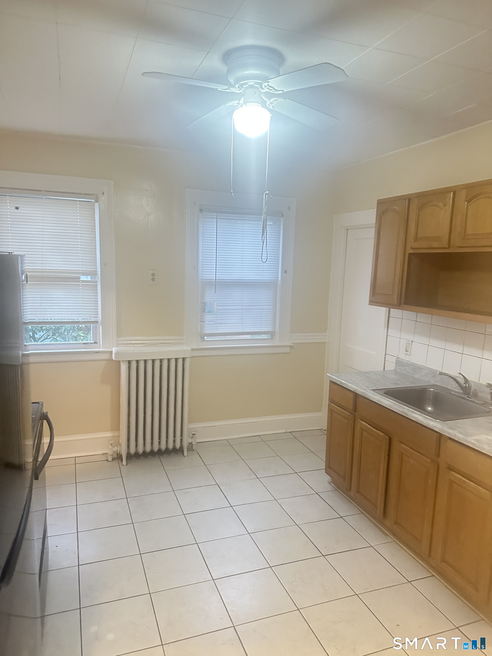 21-23 Sharon Street Hartford CT 06112