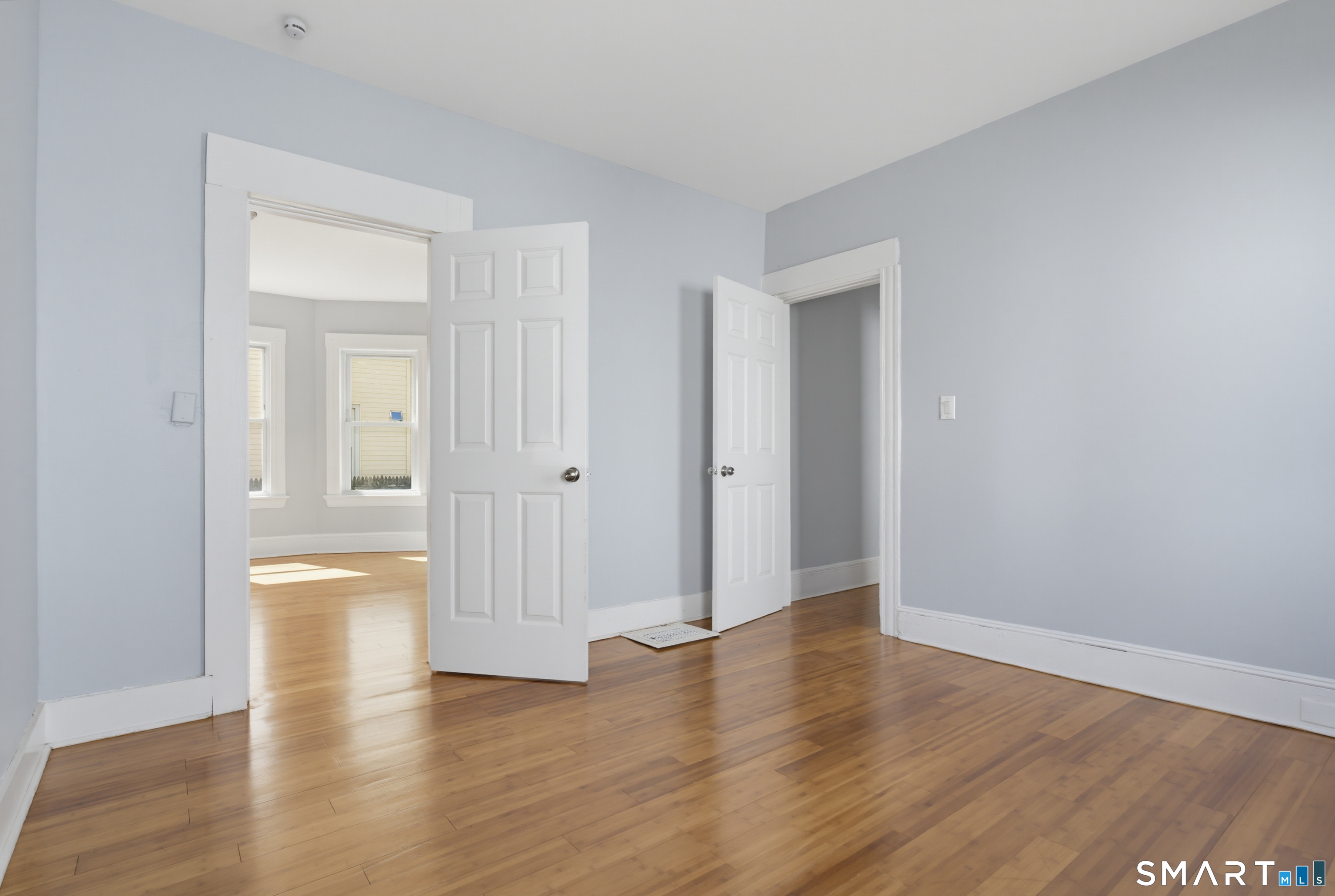 869 Central Avenue Bridgeport CT 06607