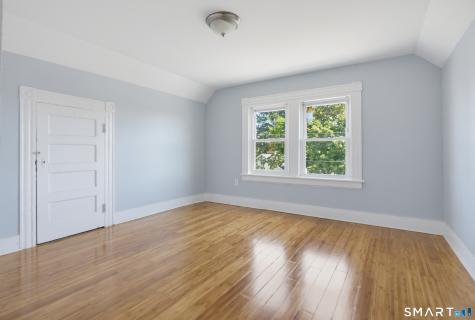 869 Central Avenue Bridgeport CT 06607