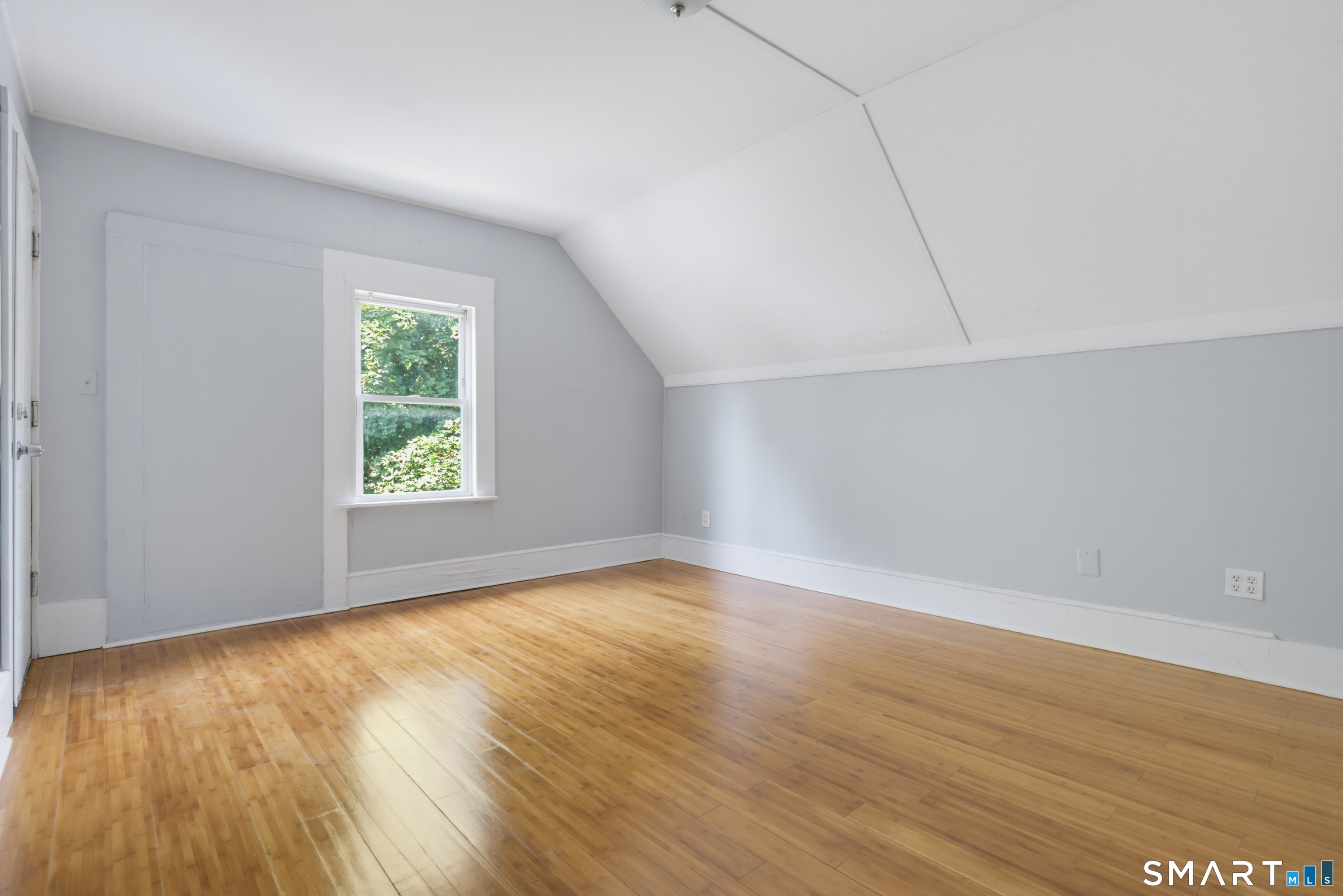 869 Central Avenue Bridgeport CT 06607