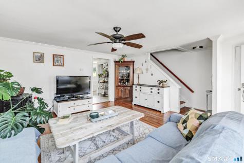 110-112 Dirienzo Heights Derby CT 06418