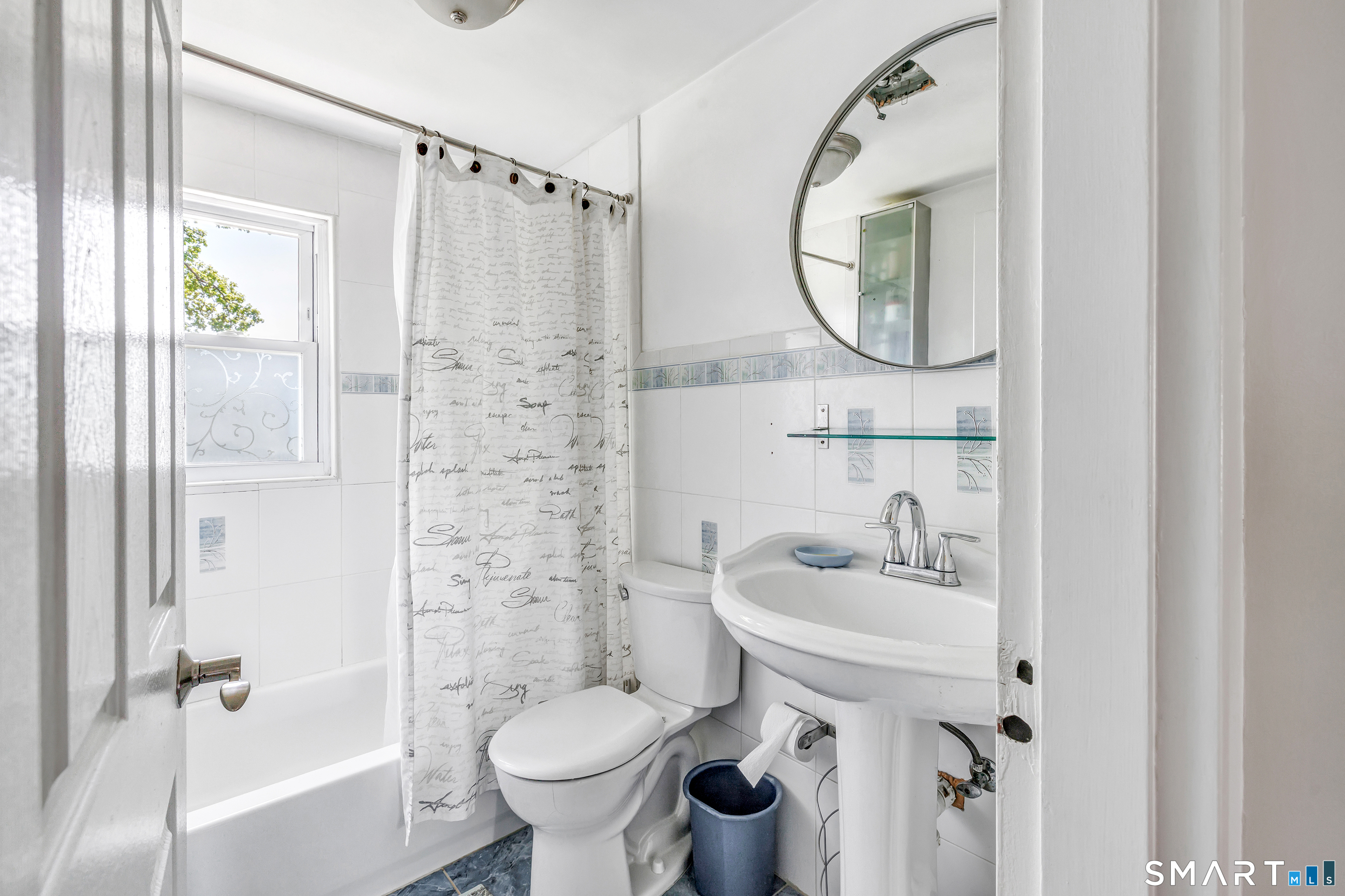 110-112 Dirienzo Heights Derby CT 06418