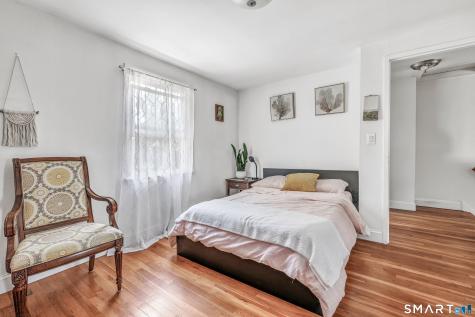 110-112 Dirienzo Heights Derby CT 06418