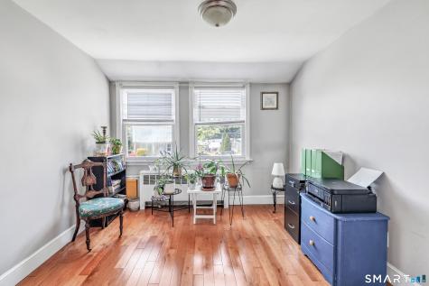 110-112 Dirienzo Heights Derby CT 06418