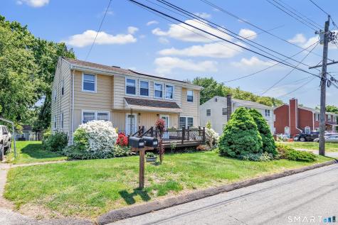110-112 Dirienzo Heights Derby CT 06418