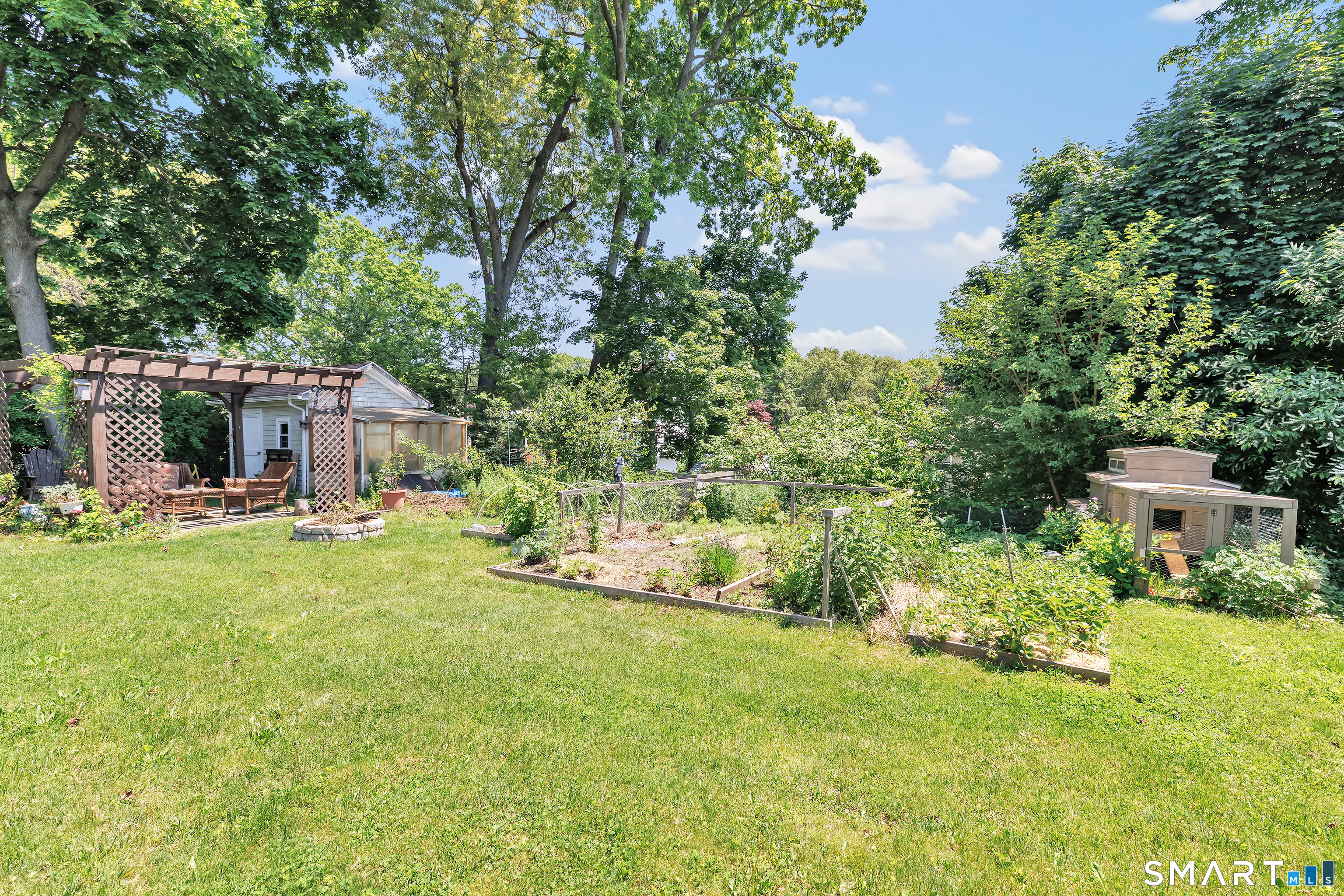 110-112 Dirienzo Heights Derby CT 06418