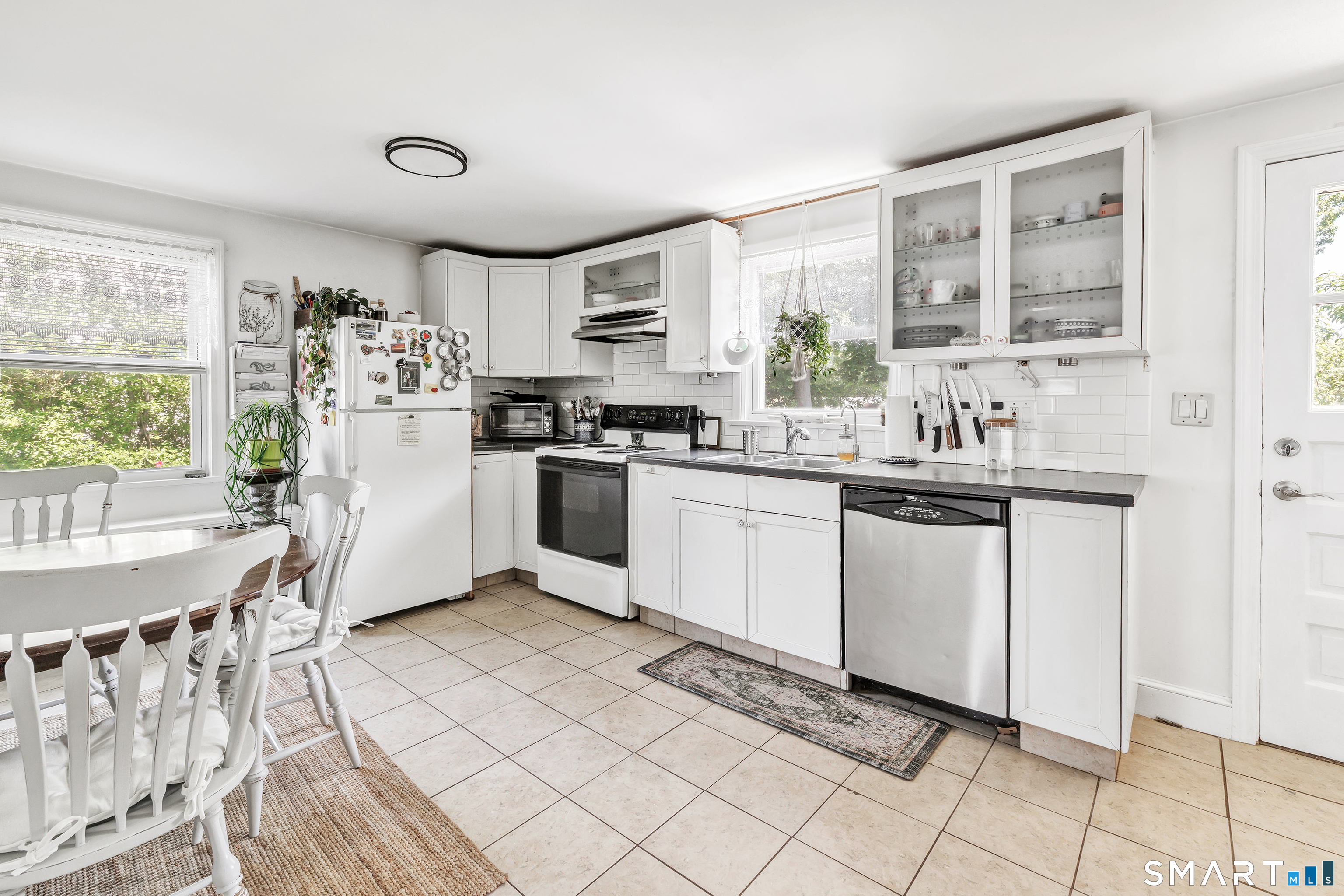 110-112 Dirienzo Heights Derby CT 06418
