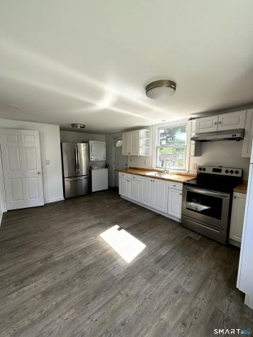 110-112 Dirienzo Heights Derby CT 06418