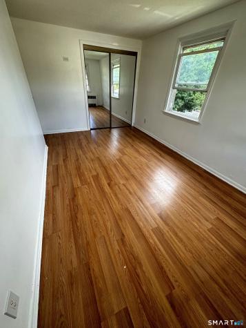 110-112 Dirienzo Heights Derby CT 06418