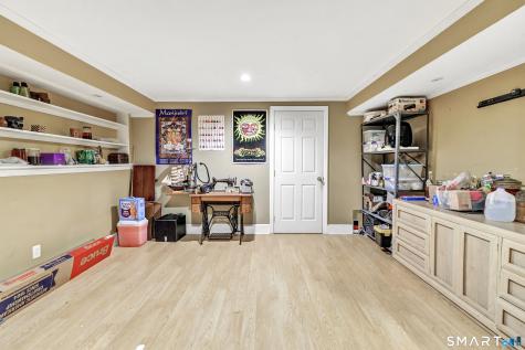 110-112 Dirienzo Heights Derby CT 06418