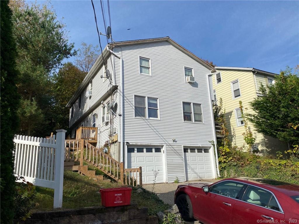 220 Emmett Avenue Derby CT 06418