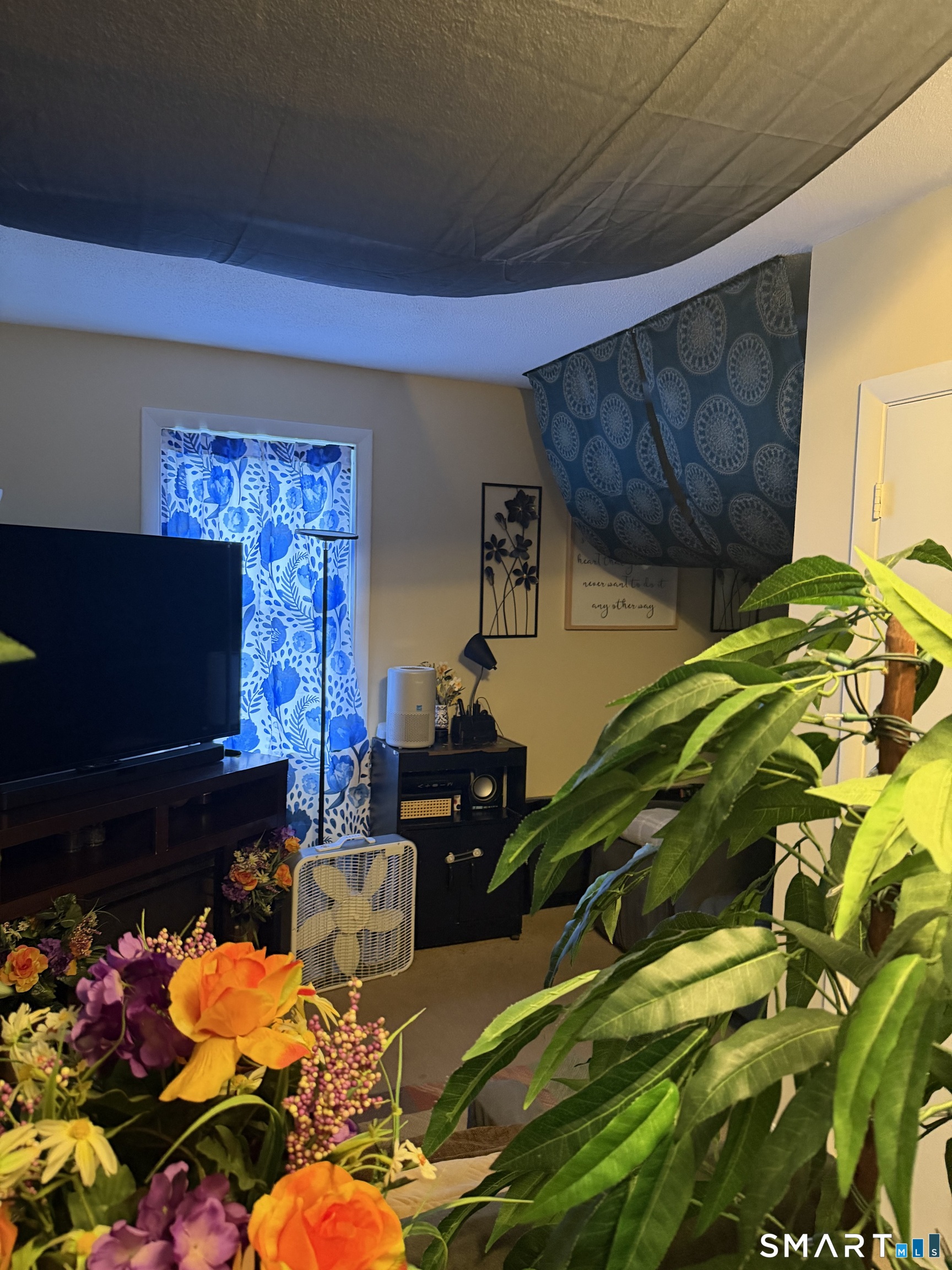 49 Chappell Street New London CT 06320