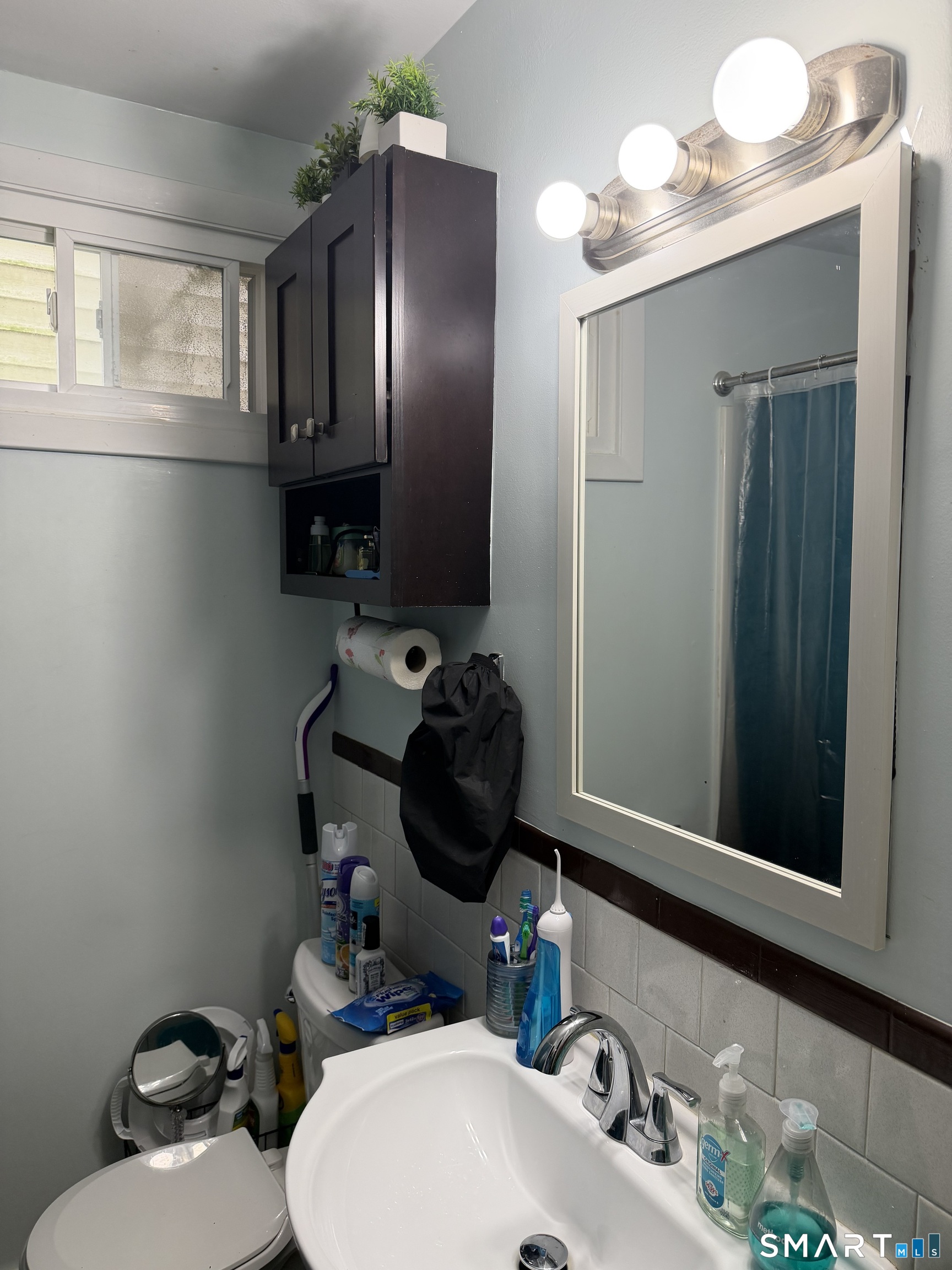 49 Chappell Street New London CT 06320