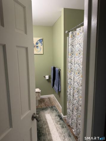 49 Chappell Street New London CT 06320