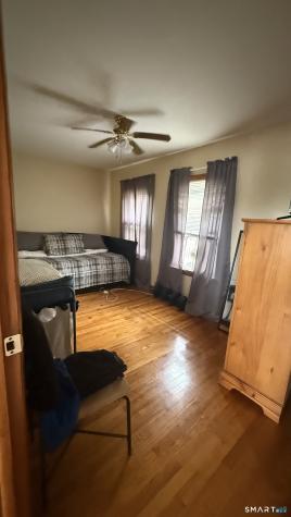 49 Chappell Street New London CT 06320